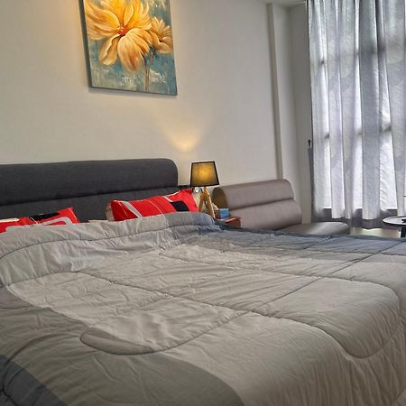 Roxy Apartment Kuching Luaran gambar