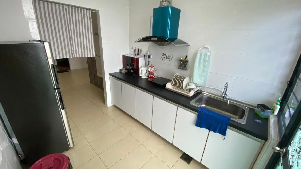 Roxy Apartment Kuching Luaran gambar