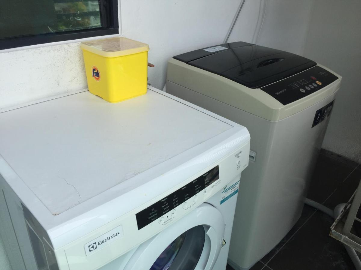 Roxy Apartment Kuching Luaran gambar